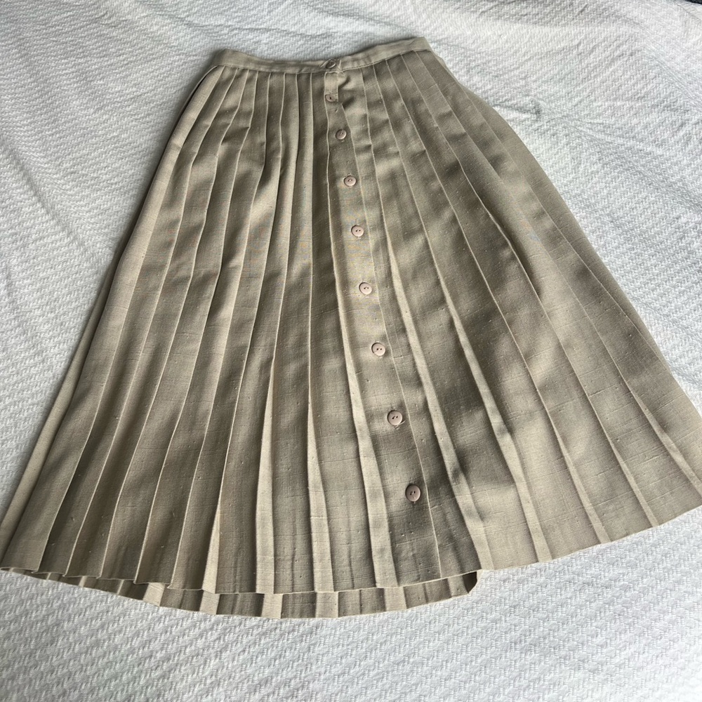Vintage Pleated button up skirt preppy - Picture 7 of 7